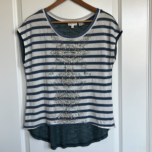 Miss Me Tops - Miss Me Cap Sleeve Top sz Medium Womens Up Down Striped Sheer Studded Blue White